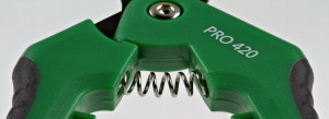 PRO 420 Spring Loaded Scissors