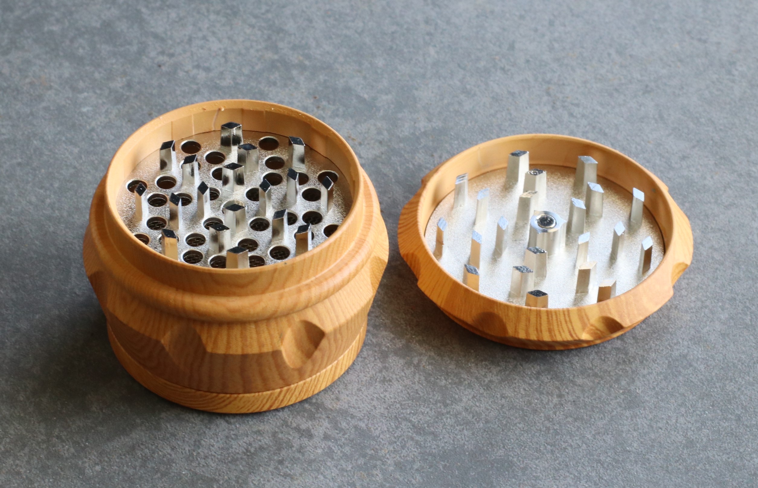 Wooden Herb Grinder Classic