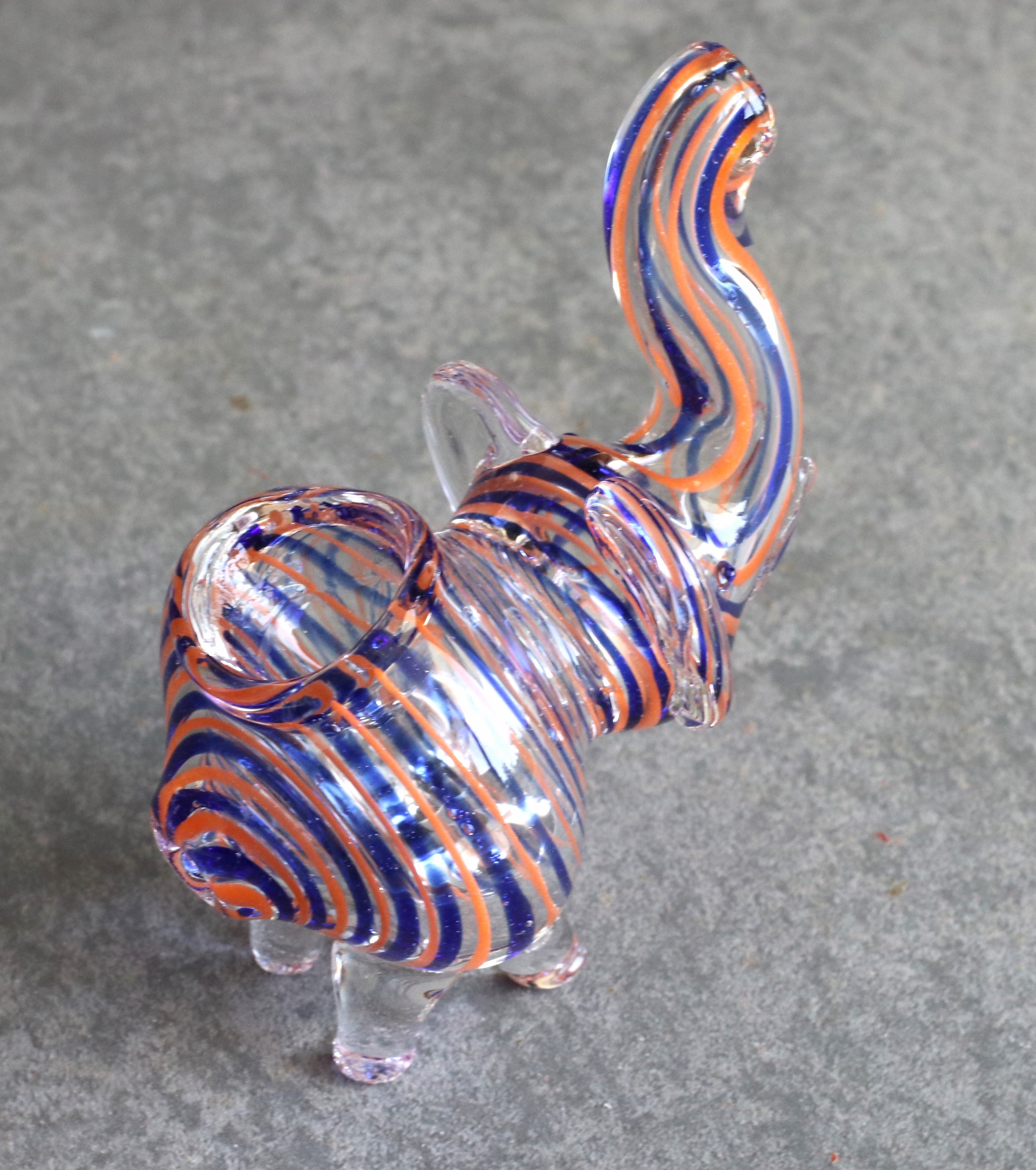 BEAUTIFUL 3 GLASS ELEPHANT SMOKING PIPE. VARIOUS COLORS. EL-1D – Gorilla  Glass Shop