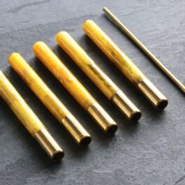 Set of 5 x 3″ Yellow Resin Brass Bats-Designed for 4″ dugouts-Poker included